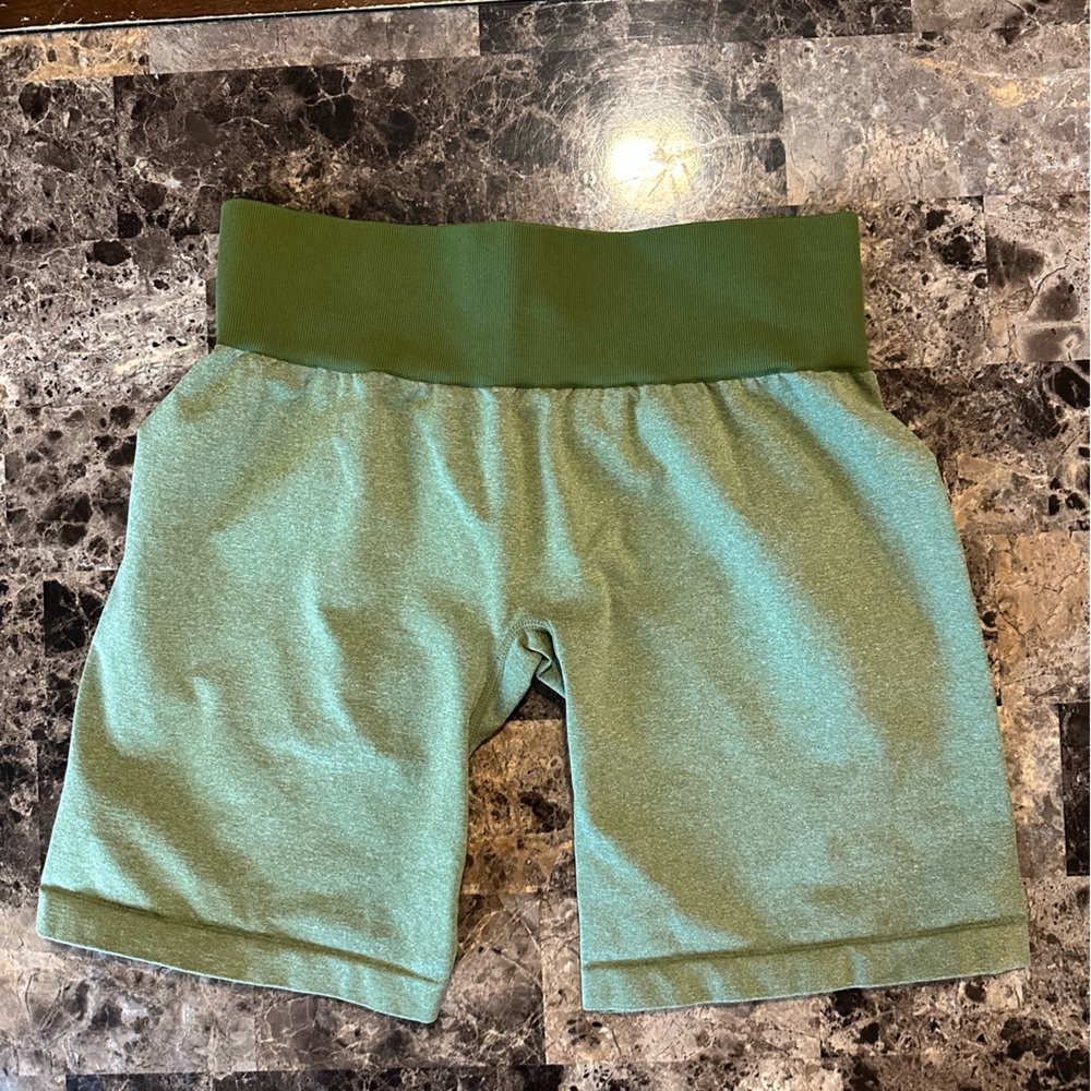 NVGTN Compression Shorts L